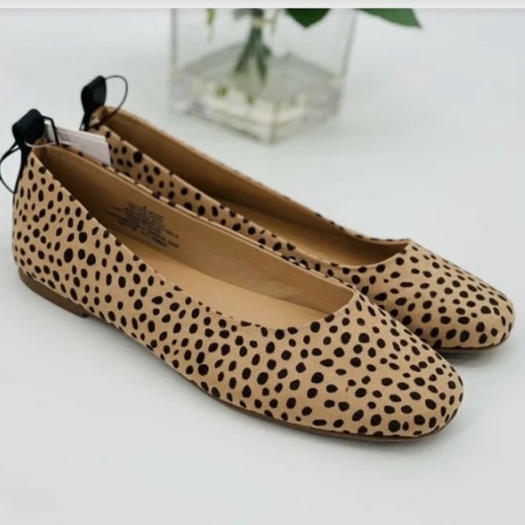 Universal Thread Animal Print Flats Leopard Ballet Flats Animal Print Size 6 - Picture 3 of 12